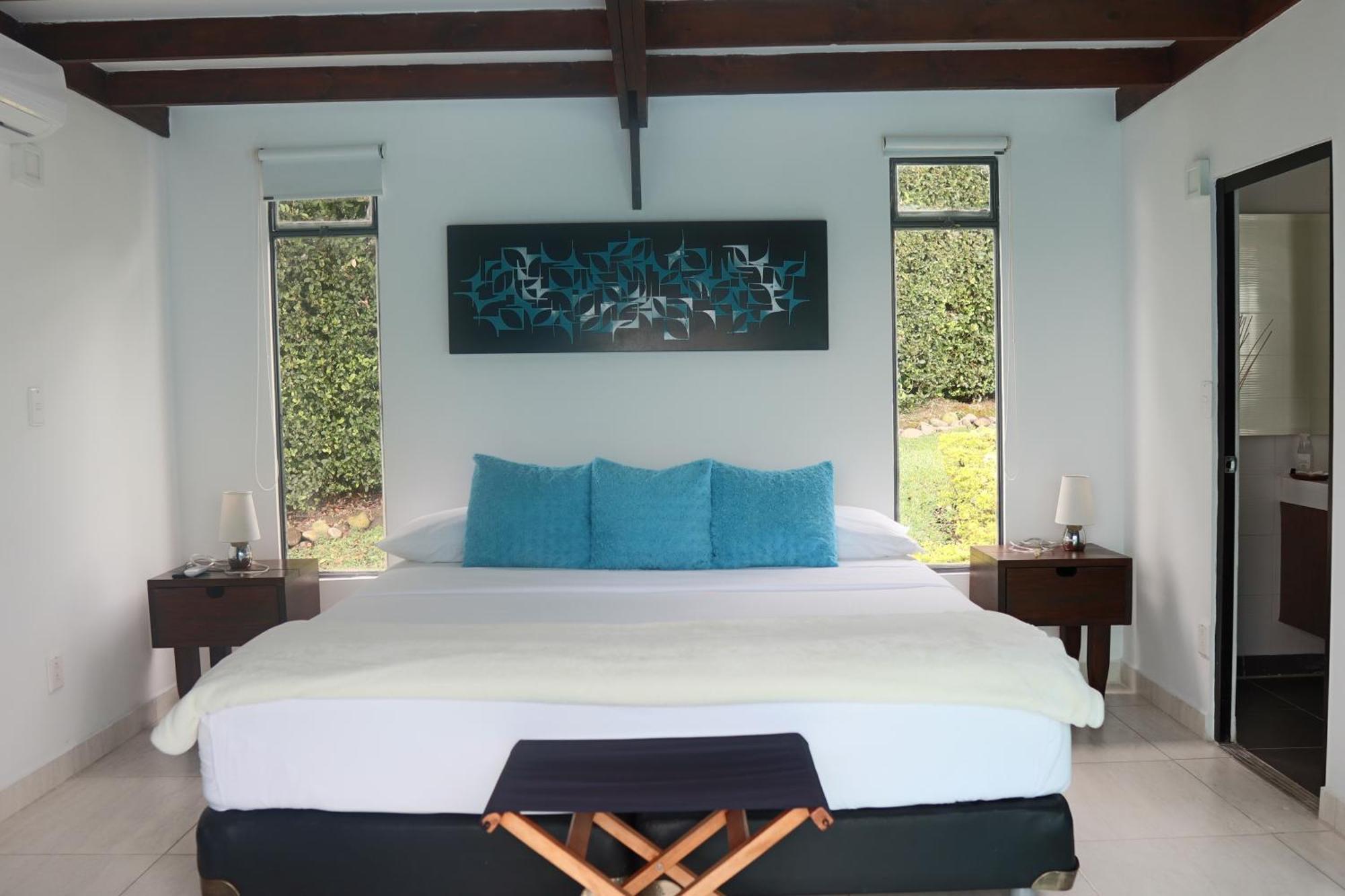 Hotel Syvanna Wellness And Spa Cerritos Eksteriør billede