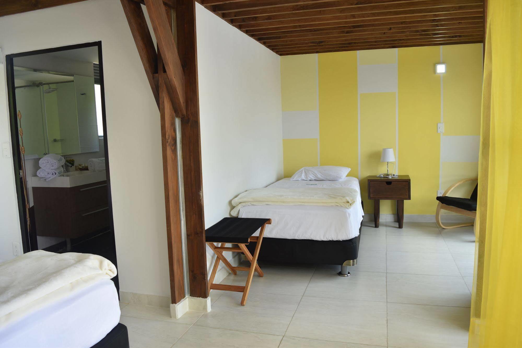 Hotel Syvanna Wellness And Spa Cerritos Eksteriør billede