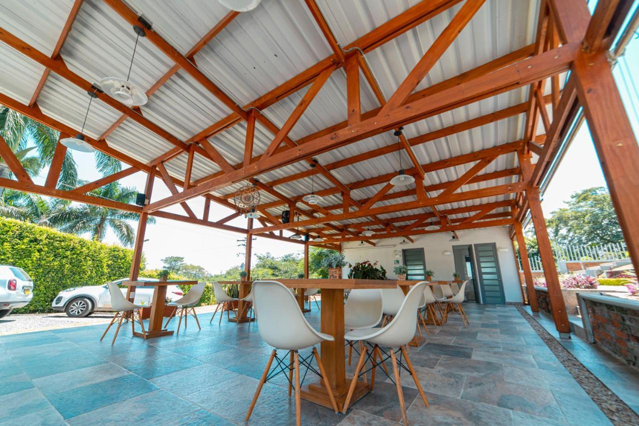 Hotel Syvanna Wellness And Spa Cerritos Eksteriør billede